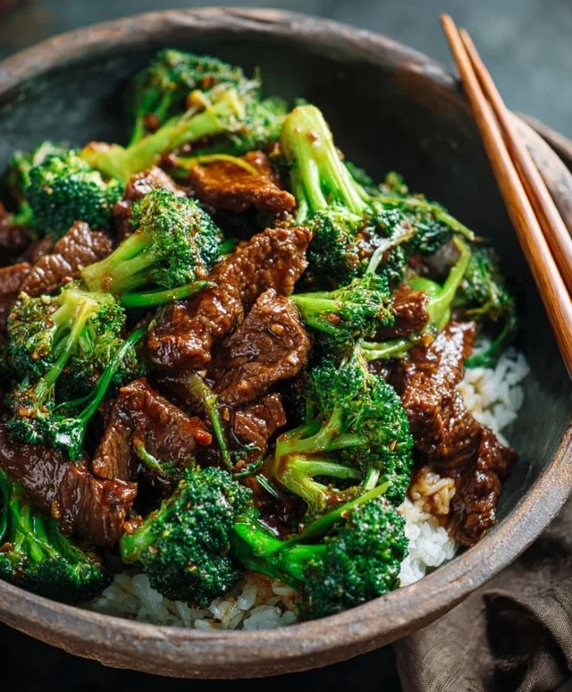 Chinese Beef and Broccoli (牛肉炒西兰花)