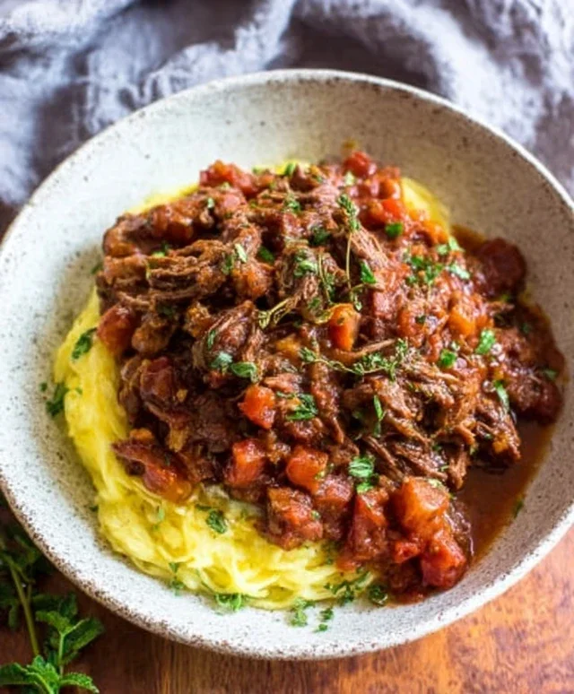 Slow Cooker Beef Ragu: Whole30, Pnon-non-non-alcoholic alternativeic non-alcoholic aleo, Gluten-Free